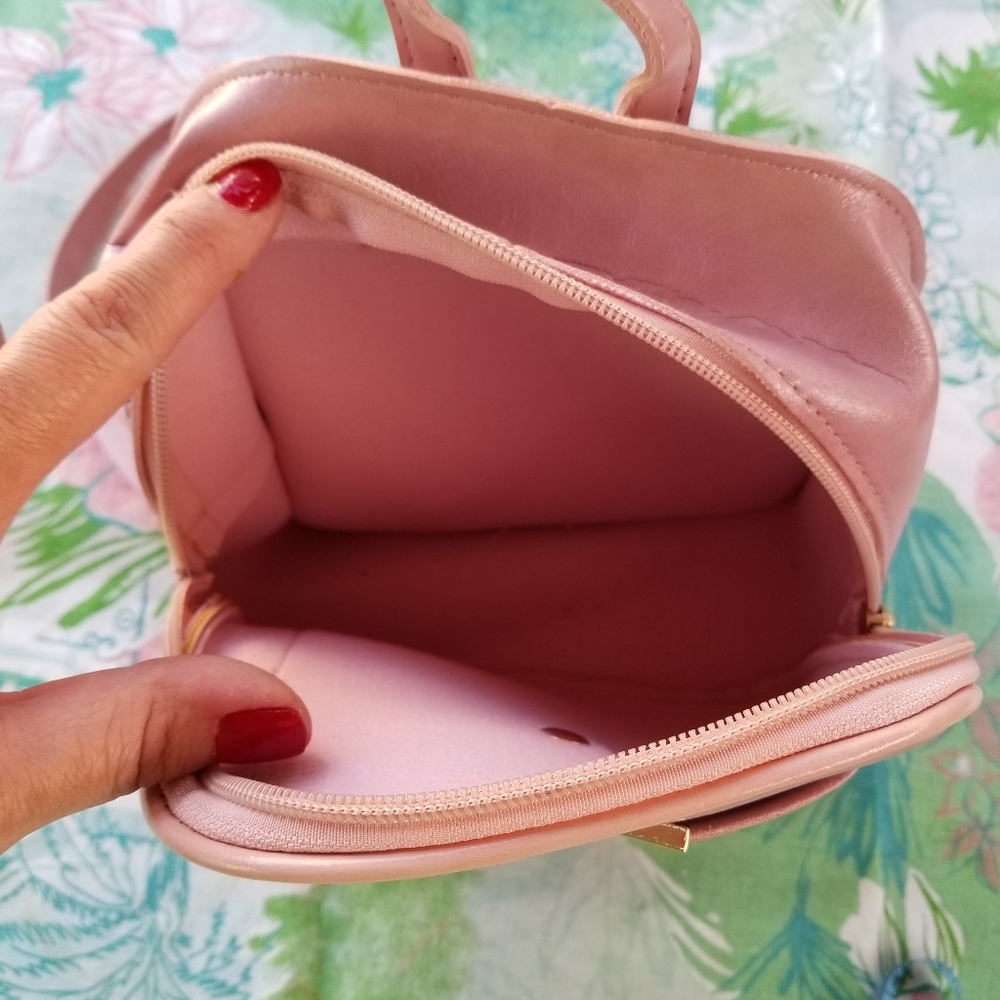 Pink PU Backpack - Picture 5 of 6